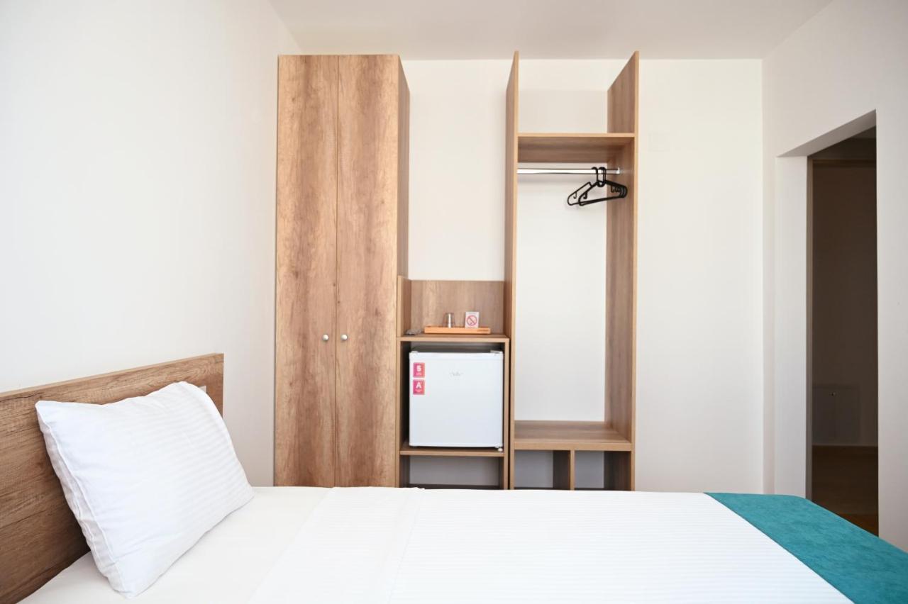 Dona, Altina Aparthotel Belgrade Exterior photo